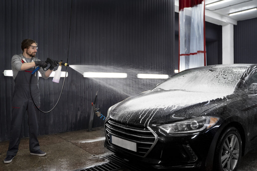 About Us 1 beautiful car washing service
